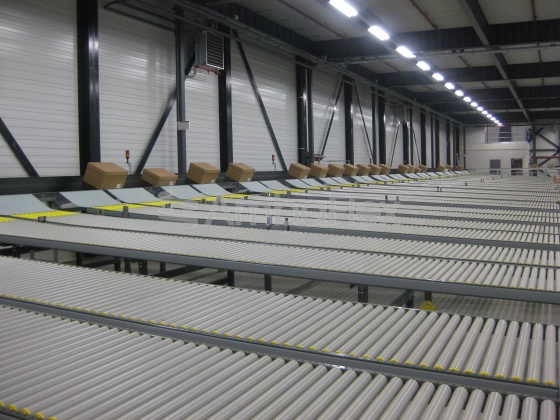 All-purpose spiral conveyor for medium to large products